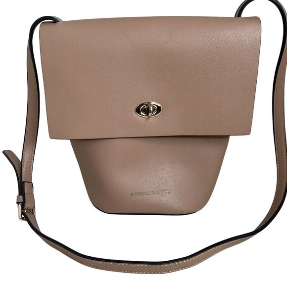 Expressions NYC Beige Faux Leather Crossbody Bag Adjustable Strap Gold-Tone - Picture 1 of 14